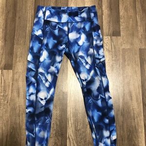 Lululemon size 8